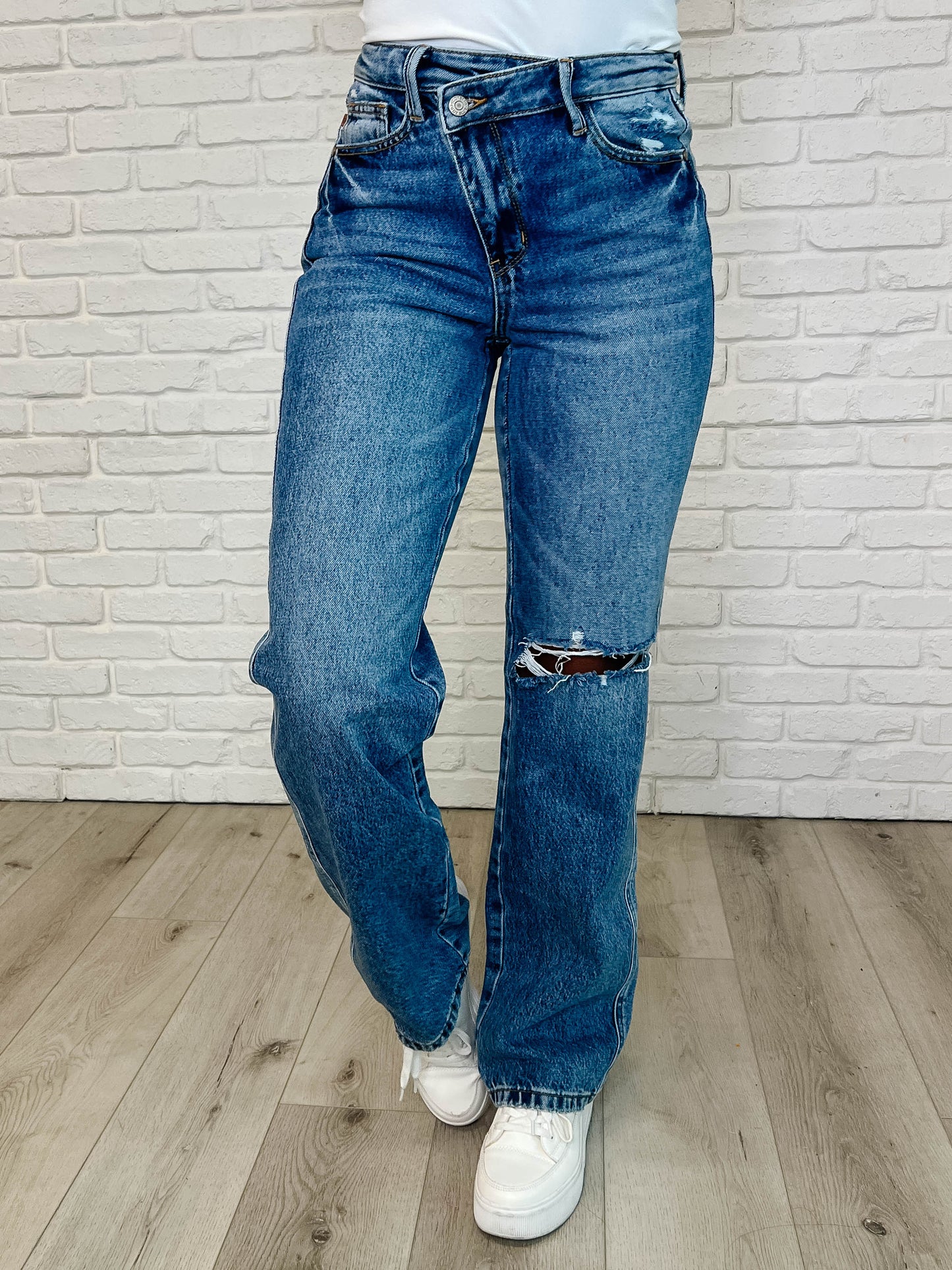 Judy Blue High Rise Rigid Magic Criss-Cross Waistband Straight Jeans