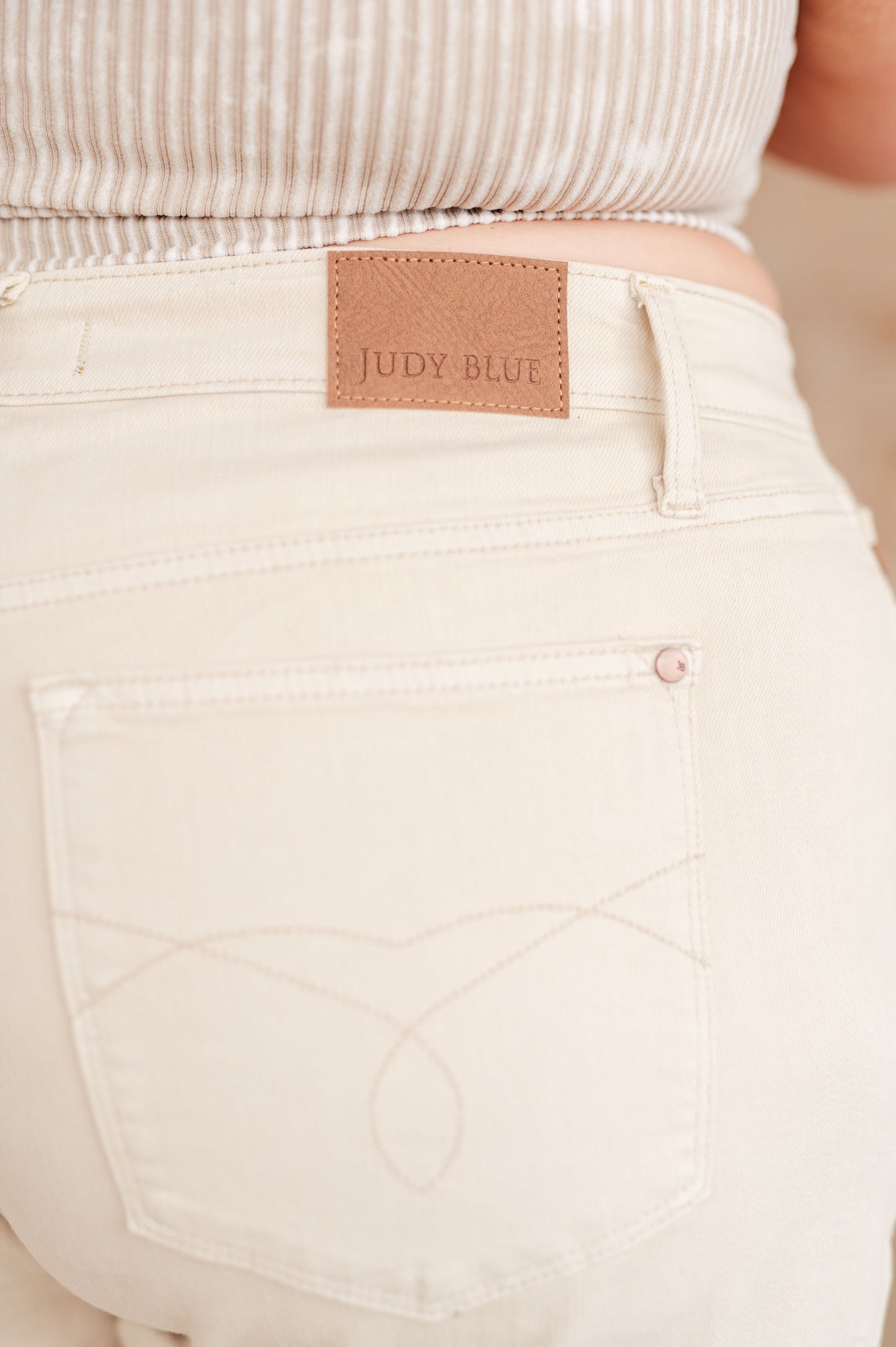 Judy Blue High Rise Off White Shorts