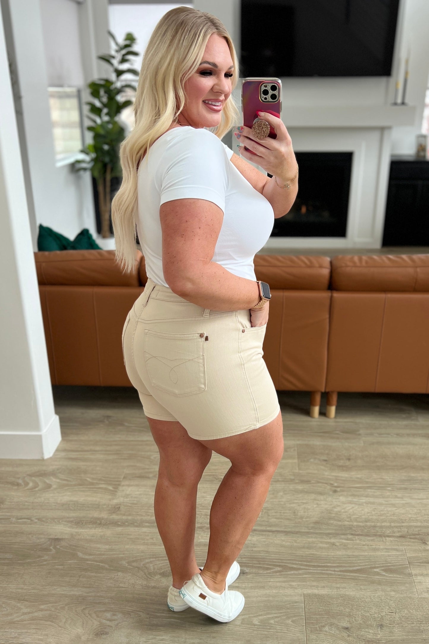 Judy Blue High Rise Off White Shorts