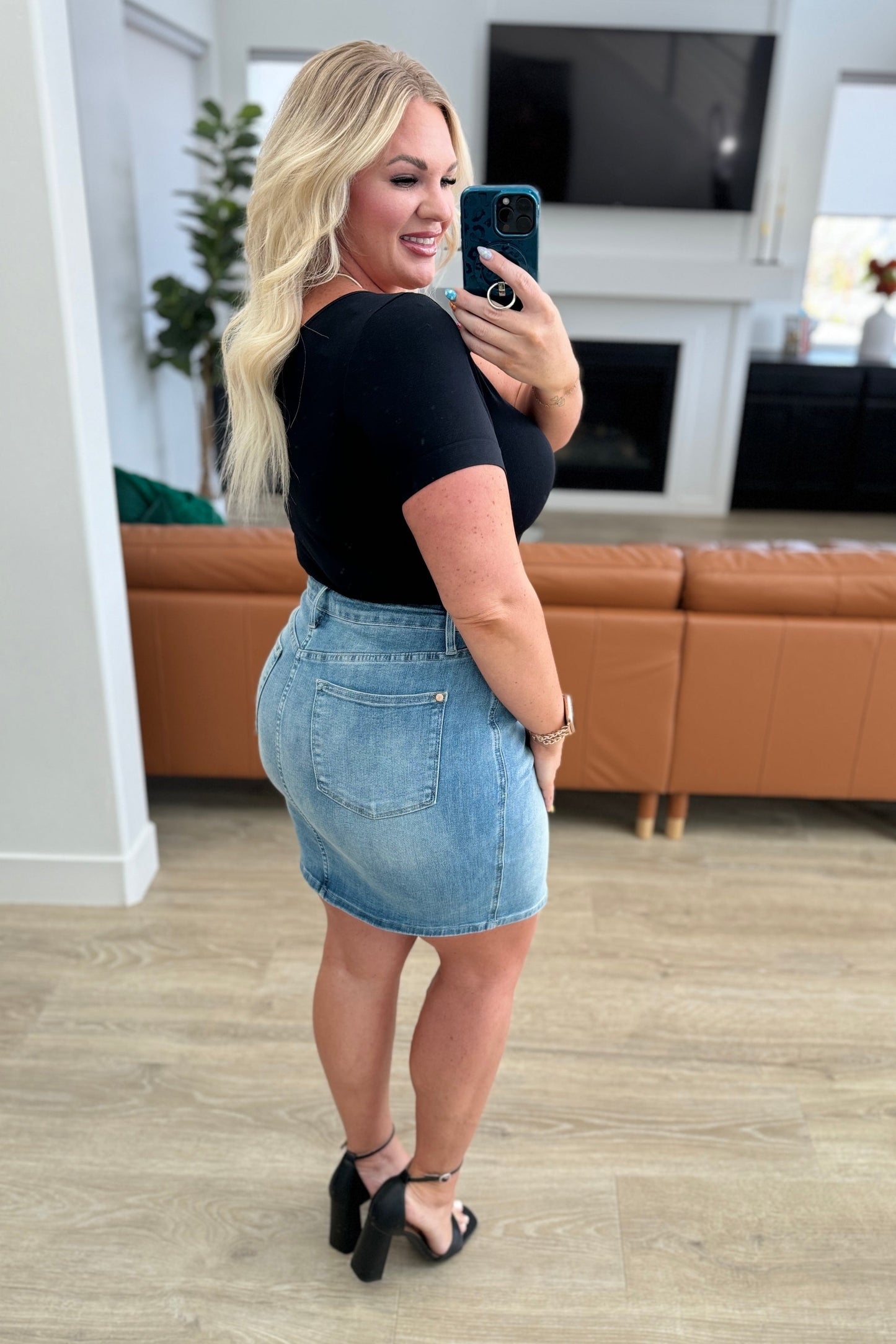 Judy Blue Tummy Control High Rise Skirt