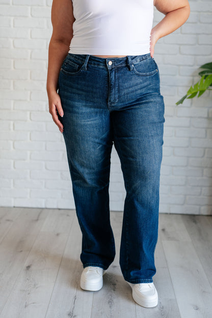 Judy Blue Mid Rise Tummy Control Classic Straight Jeans