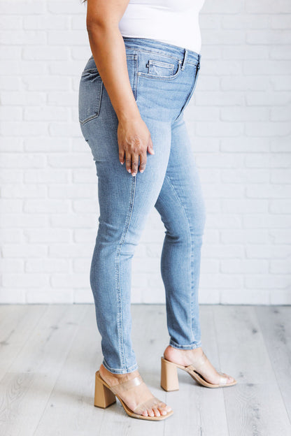 Judy Blue Tummy Control Contrast Wash Skinny Jeans