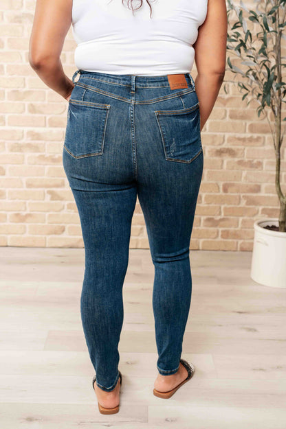 Judy Blue High Rise Tummy Control Skinny Jeans