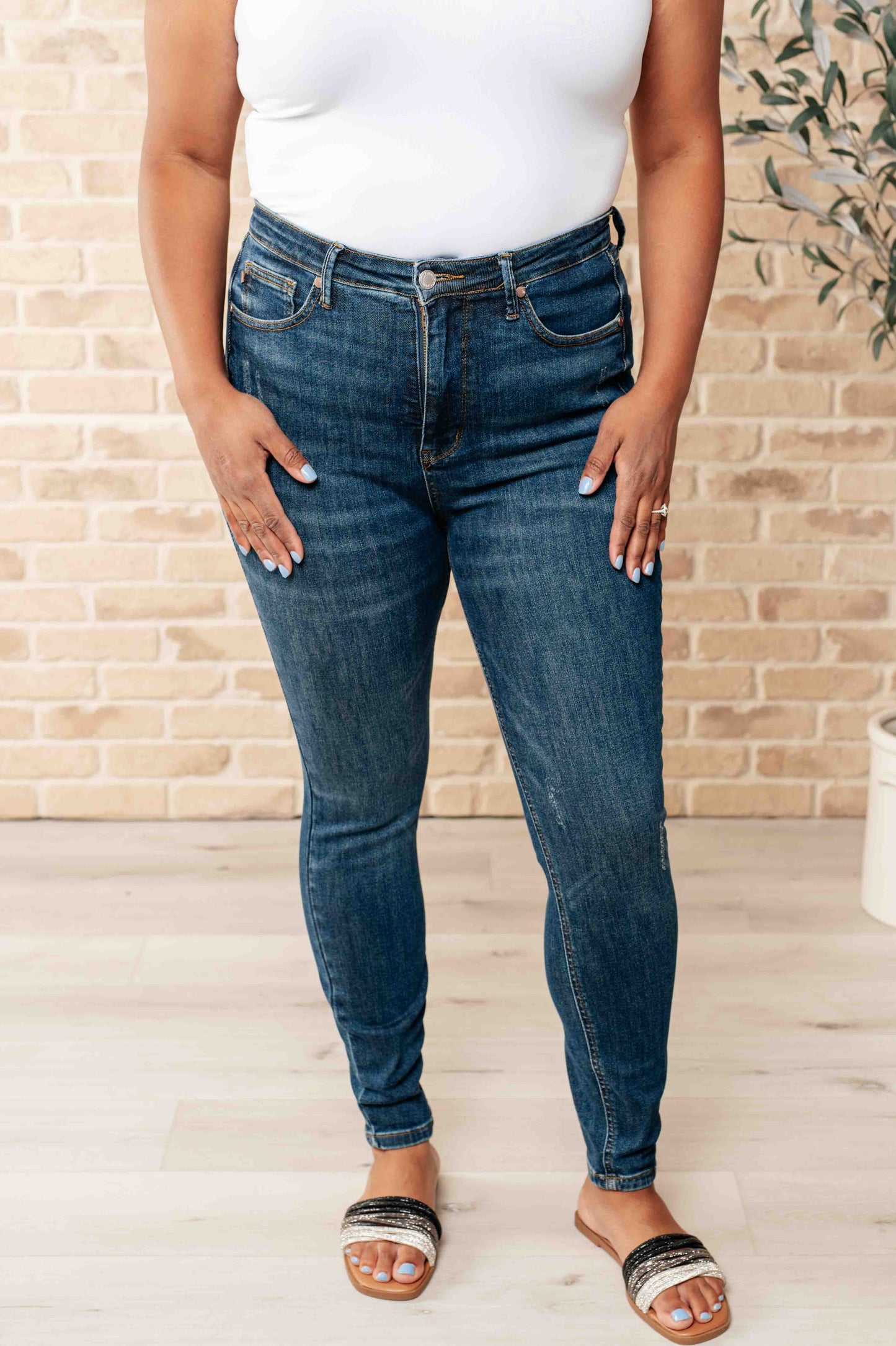 Judy Blue High Rise Tummy Control Skinny Jeans