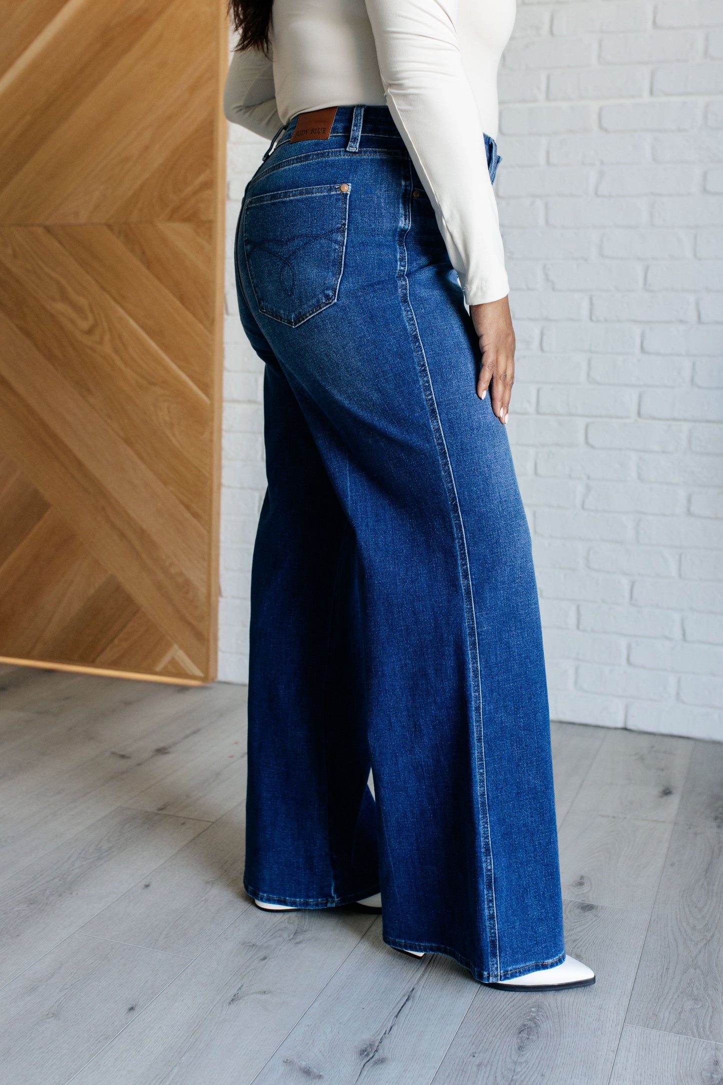 Judy Blue High Rise Tummy Control Retro Wide Leg Jeans