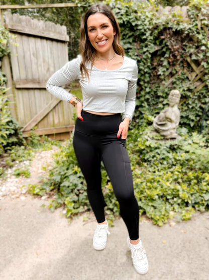 PREORDER: Molly Tummy Control Suck + Tuck Pocket Leggings