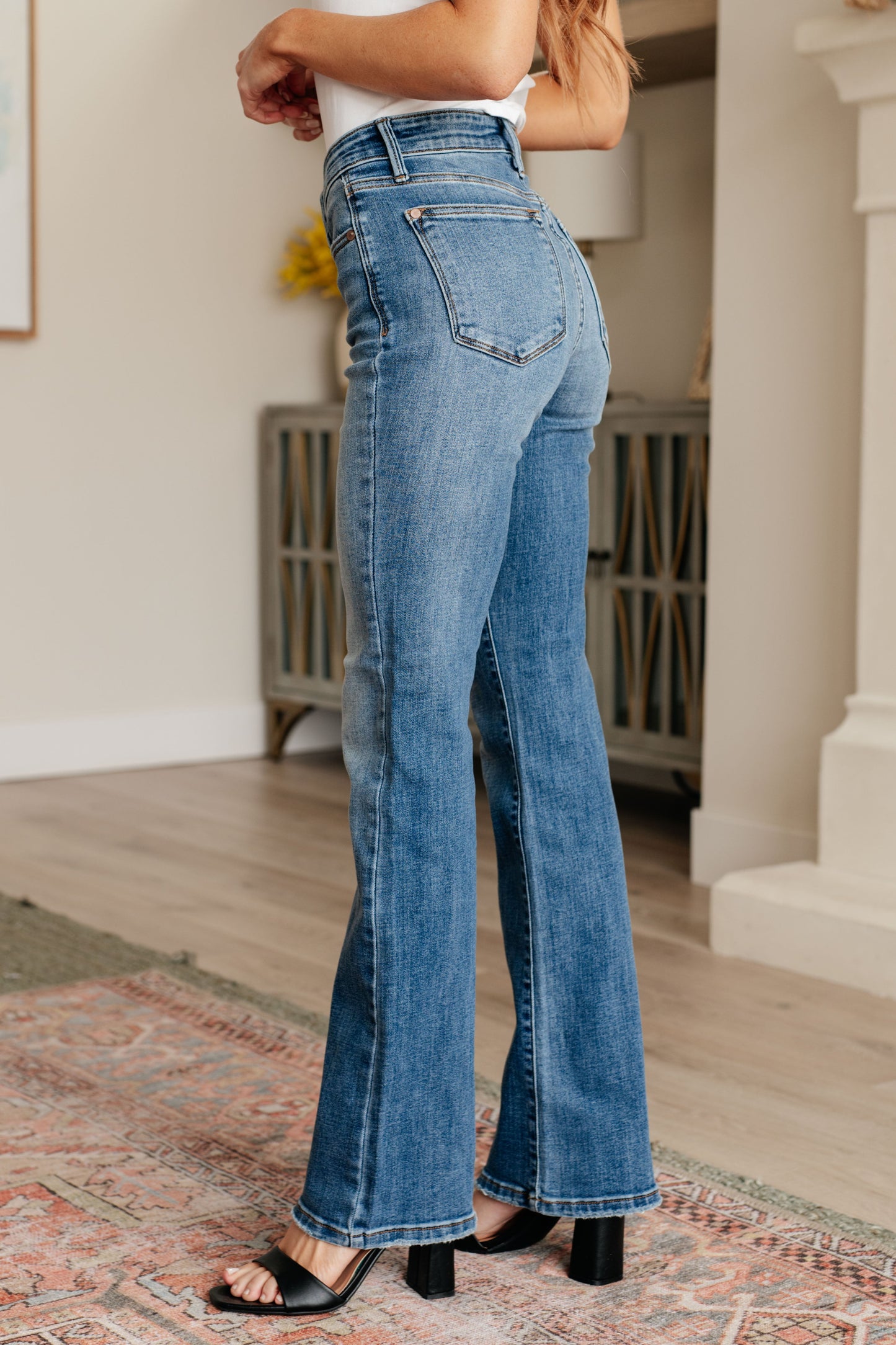 Judy Blue Mid Rise Bootcut Jeans