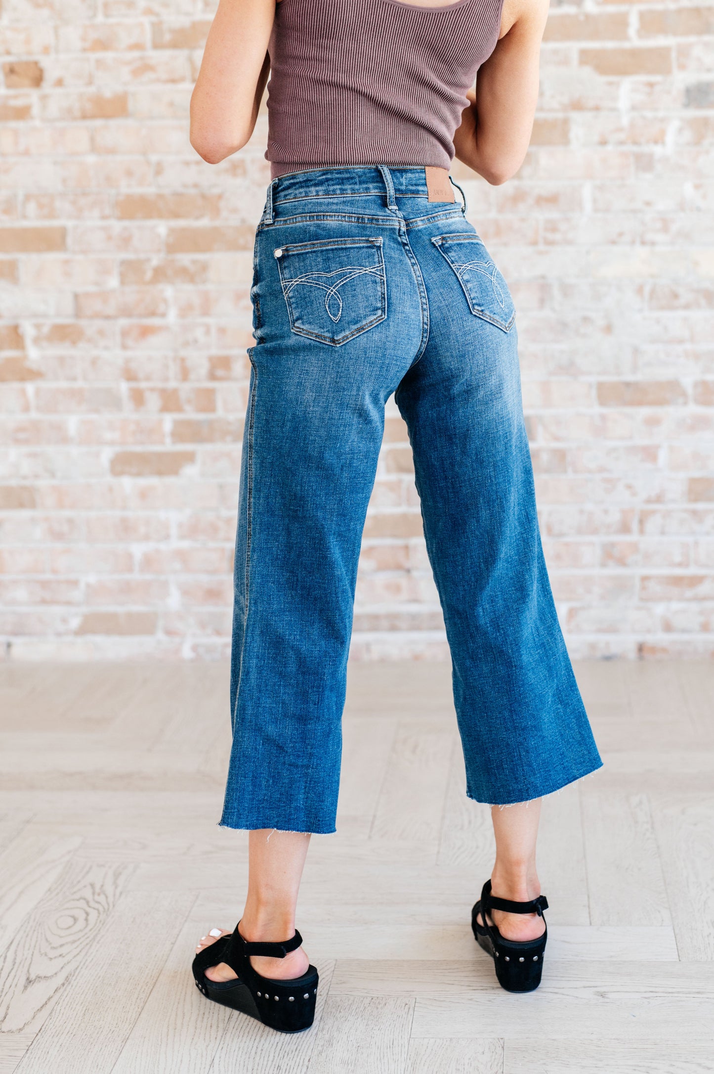 Judy Blue Wide Leg Crop Jeans