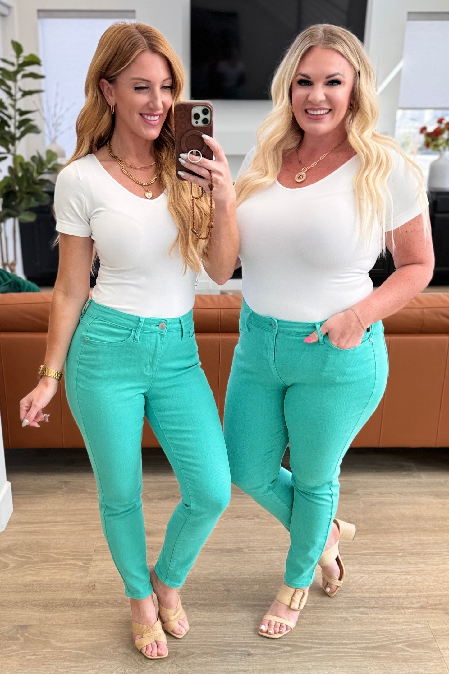 Judy Blue Aqua Slim Jeans