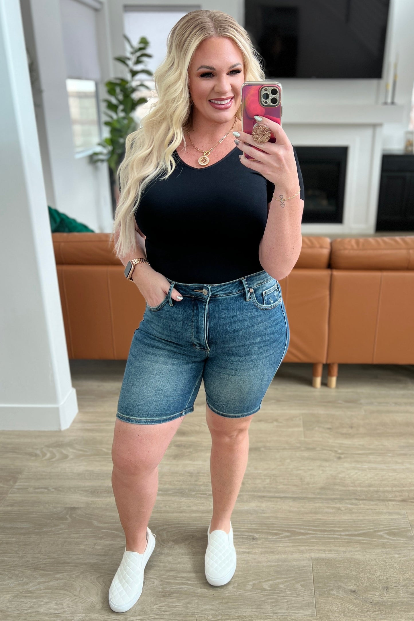 Judy Blue Tummy Control Vintage Wash Cuffed Shorts