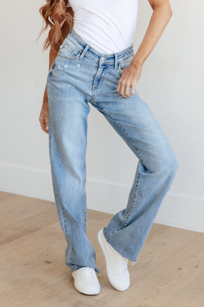 Judy Blue V Front Straight Jeans