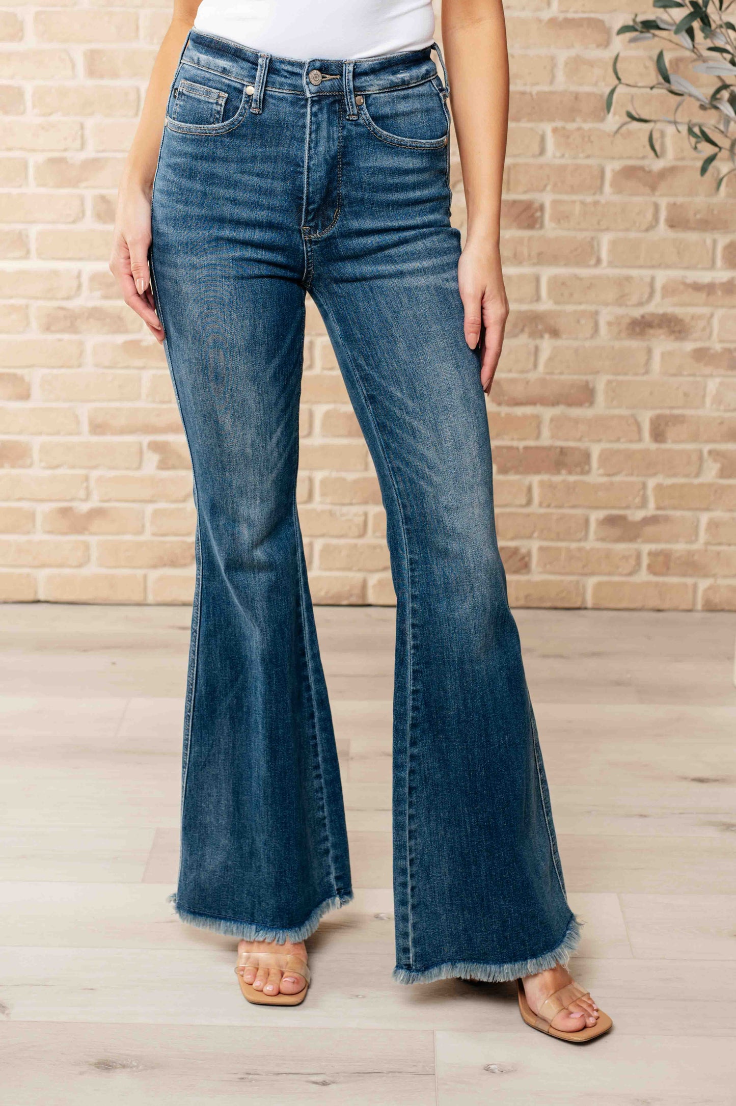 Judy Blue Tummy Control Frayed Hem Flare Jeans