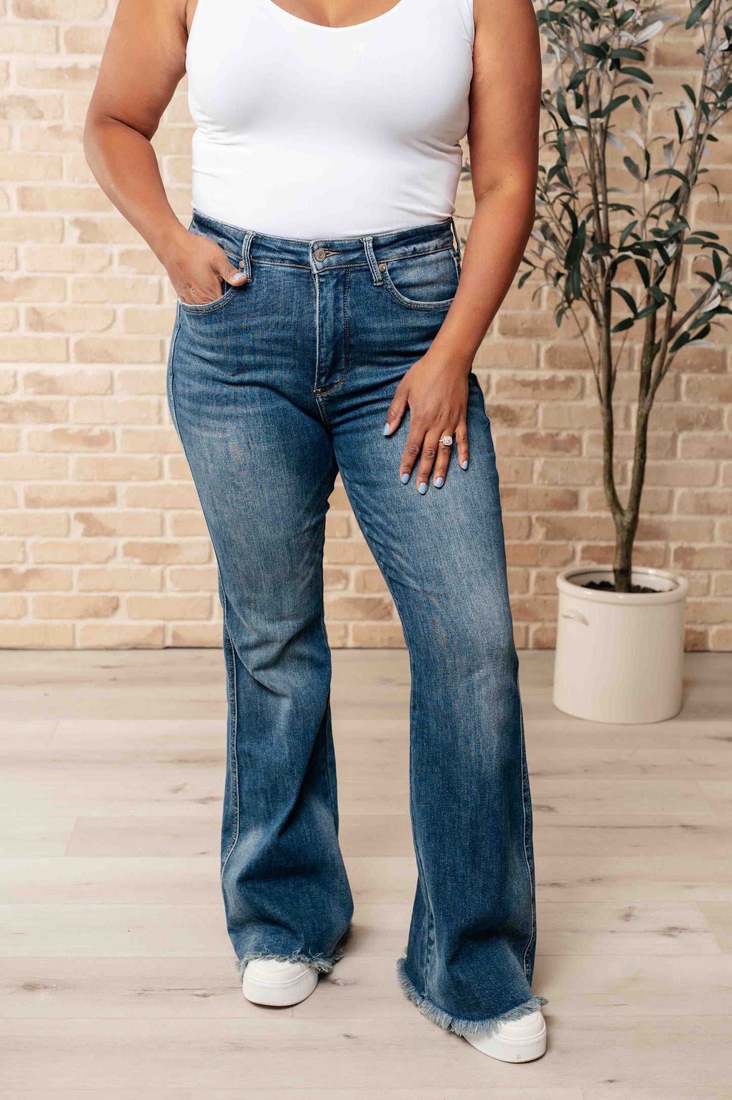 Judy Blue Tummy Control Frayed Hem Flare Jeans