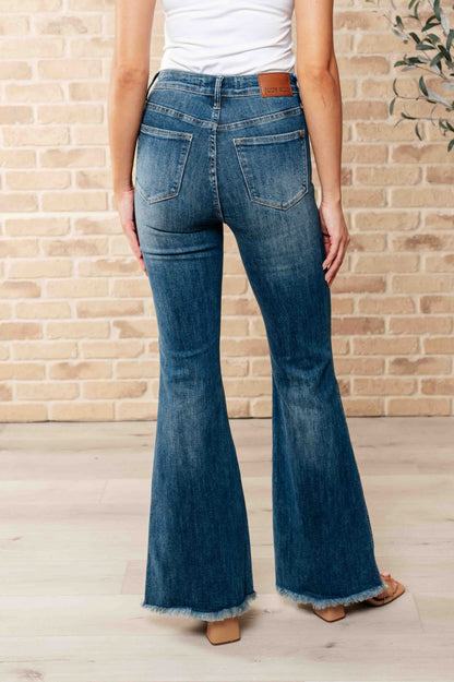 Judy Blue Tummy Control Frayed Hem Flare Jeans