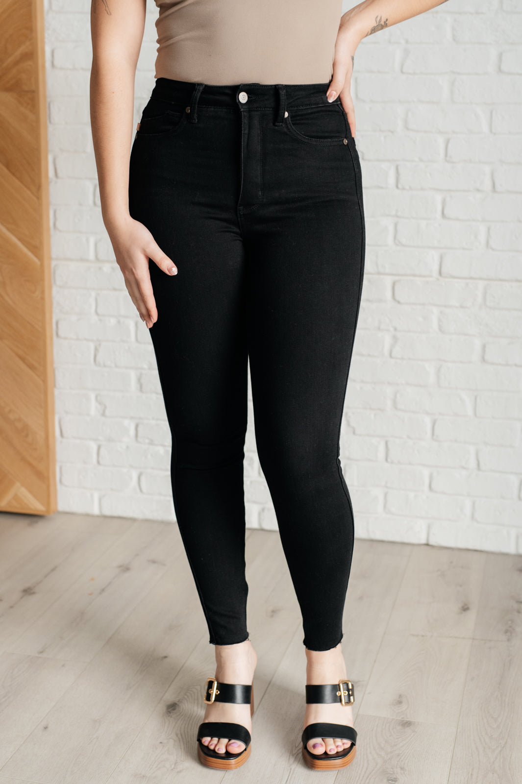 Judy Blue Tummy Control Black Skinny Jeans