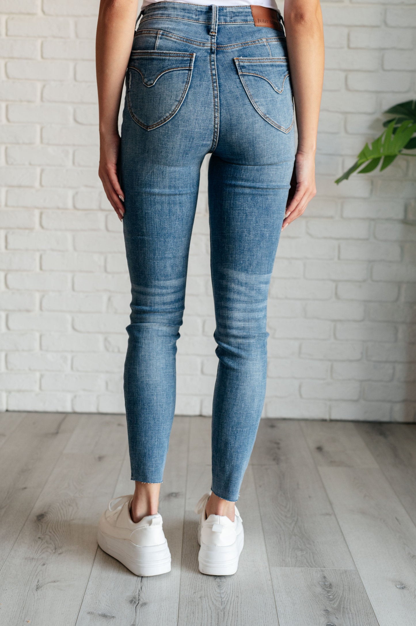 Judy Blue Tummy Control Vintage Skinny Jeans