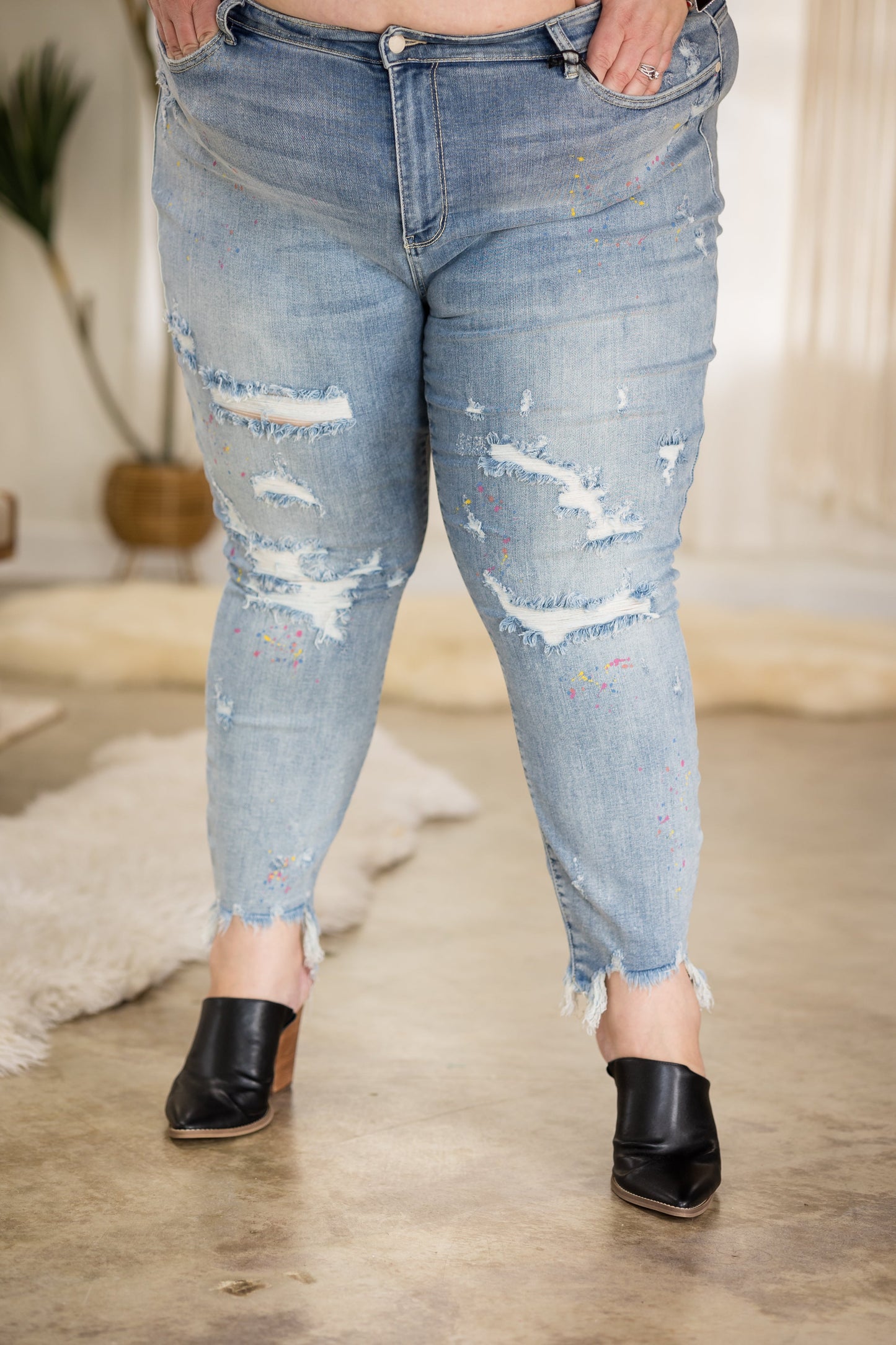 Judy Blue Paint Splatter Boyfriend Jeans