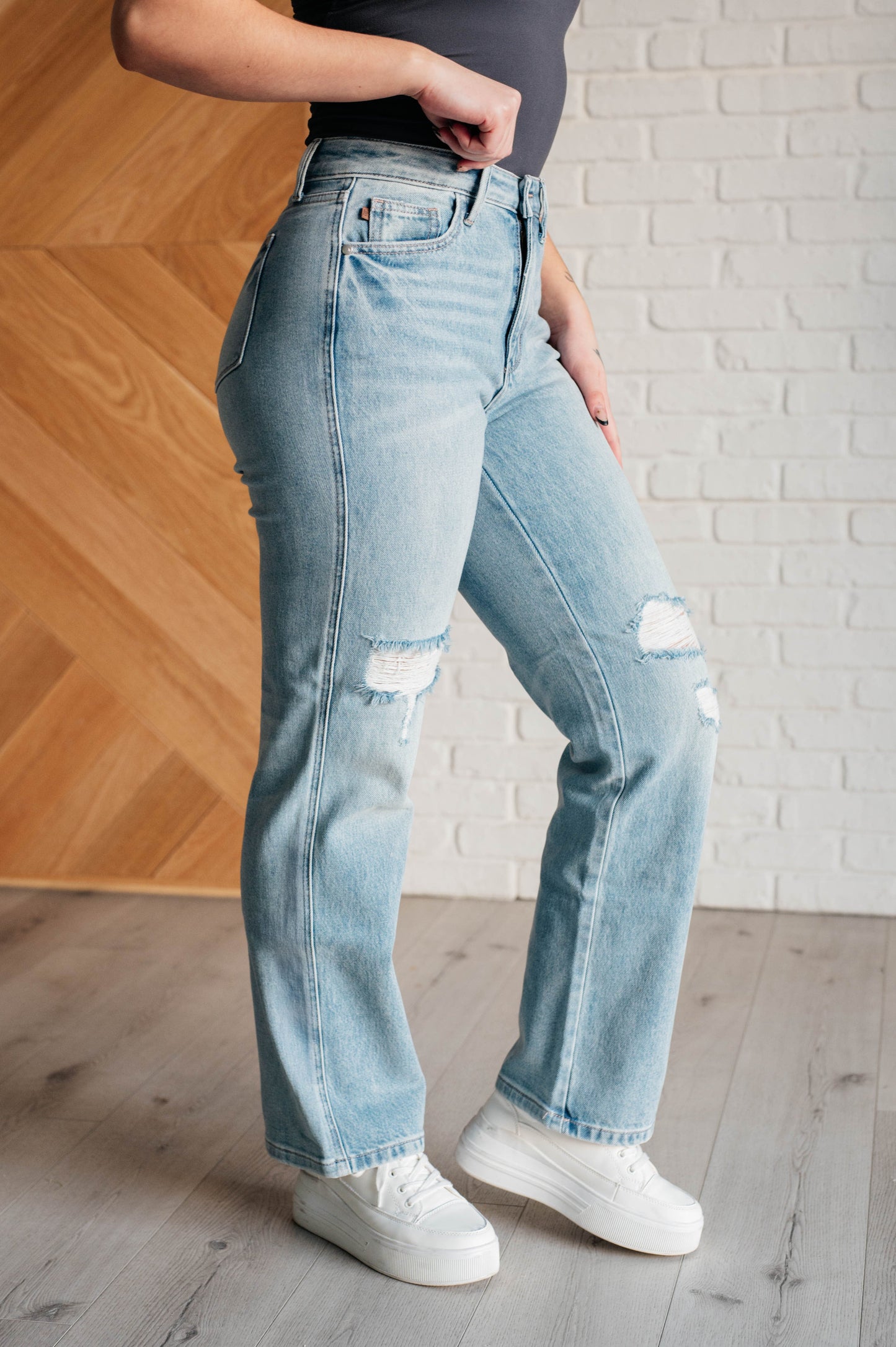 Judy Blue Rigid Magic 90's Straight Jeans