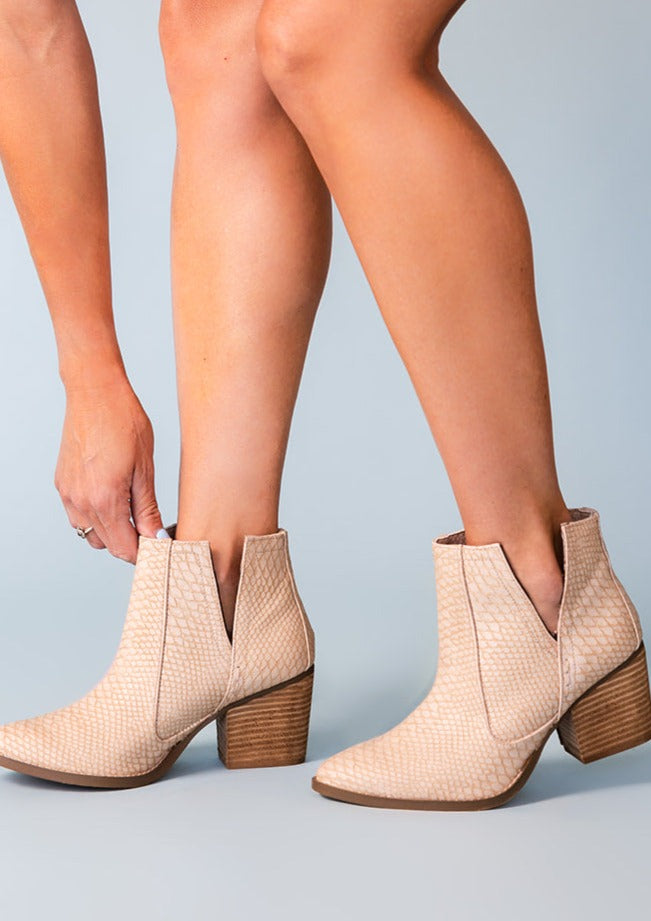 Not Rated Tarim Blush Booties