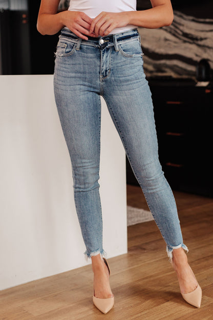 Judy Blue Frayed Ankle Skinny Jeans