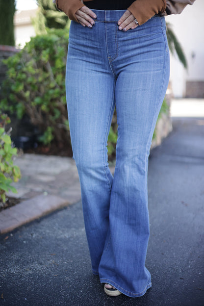 Judy Blue Super Flare Jeggings