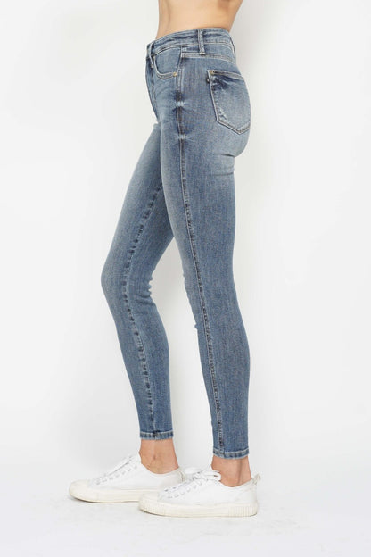 Judy Blue Tummy Control Contrast Wash Skinny Jeans